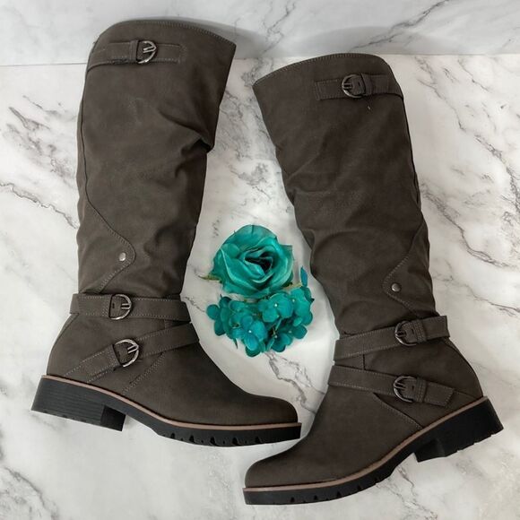 Sun + Stone Shoes - SUN + STONE Brinley Charcoal Strapped Lug-Sole Boots